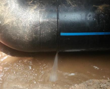 开平楼顶渗水维修公司为大家分享下开平卫生间漏水维修修补技术!